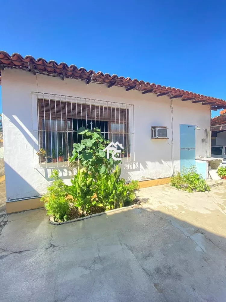 Casa à venda com 5 quartos, 200m² - Foto 18