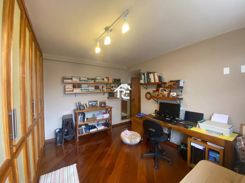 Apartamento, 3 quartos, 130 m² - Foto 1