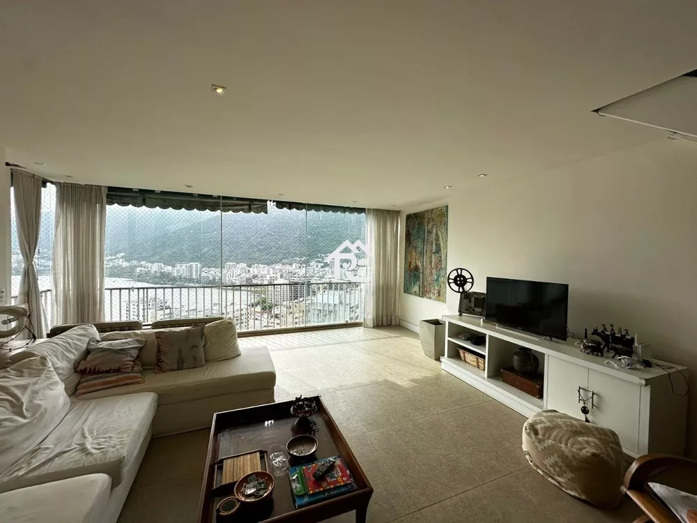 Cobertura, 3 quartos, 220 m² - Foto 3