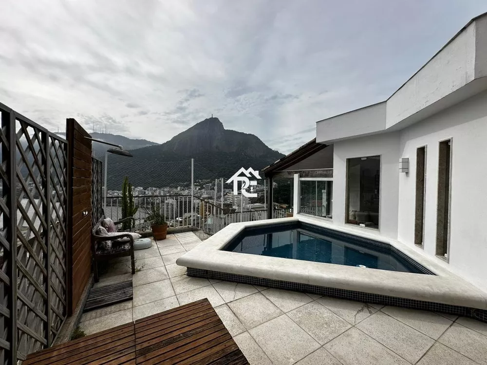 Cobertura, 3 quartos, 220 m² - Foto 1