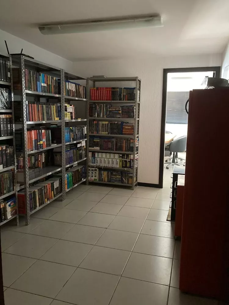 Casa, 4 quartos, 350 m² - Foto 10