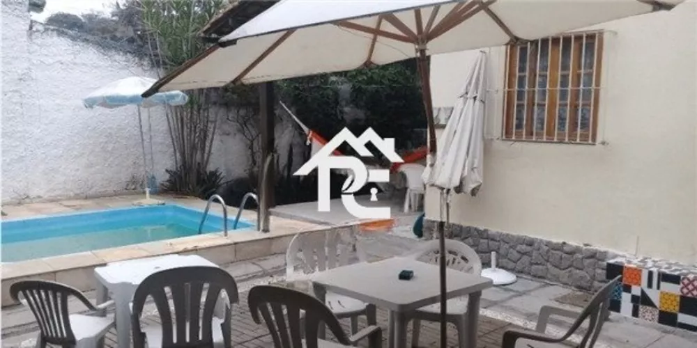 Casa, 3 quartos, 200 m² - Foto 1