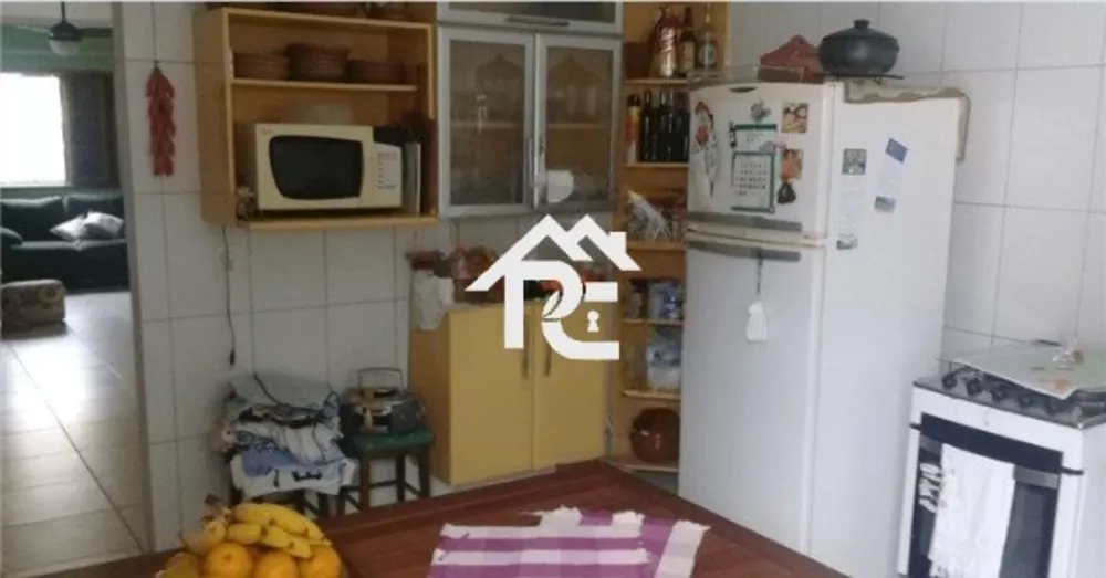 Casa, 3 quartos, 200 m² - Foto 2