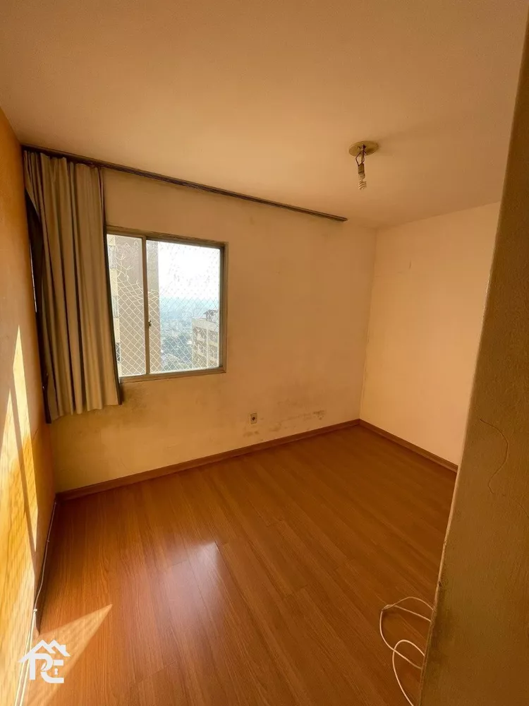 Apartamento à venda com 3 quartos, 55m² - Foto 4