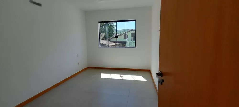 Casa à venda com 3 quartos, 135m² - Foto 7