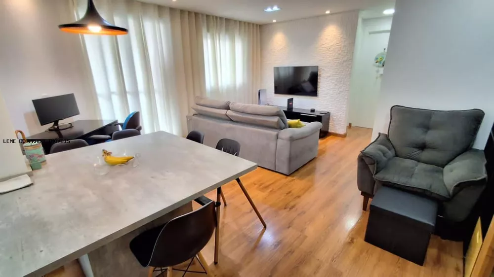 Apartamento à venda com 3 quartos, 64m² - Foto 2