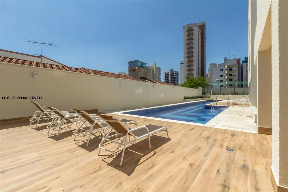 Apartamento à venda com 2 quartos, 75m² - Foto 4