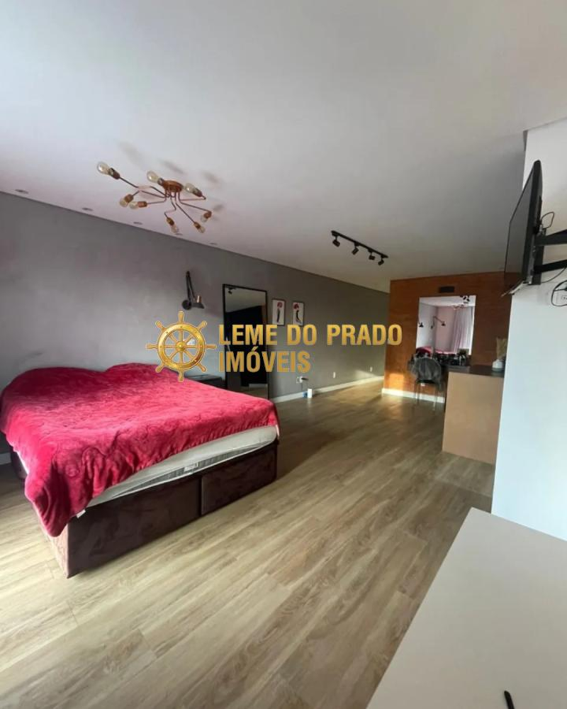 Sobrado à venda com 2 quartos, 250m² - Foto 4