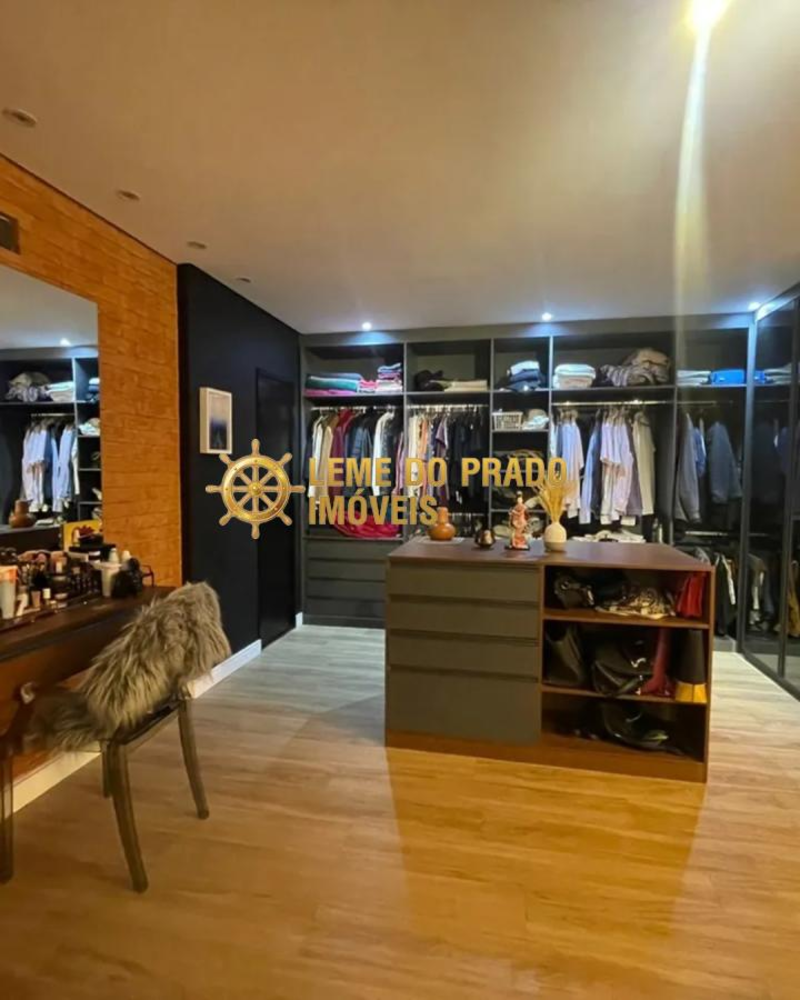 Sobrado à venda com 2 quartos, 250m² - Foto 3