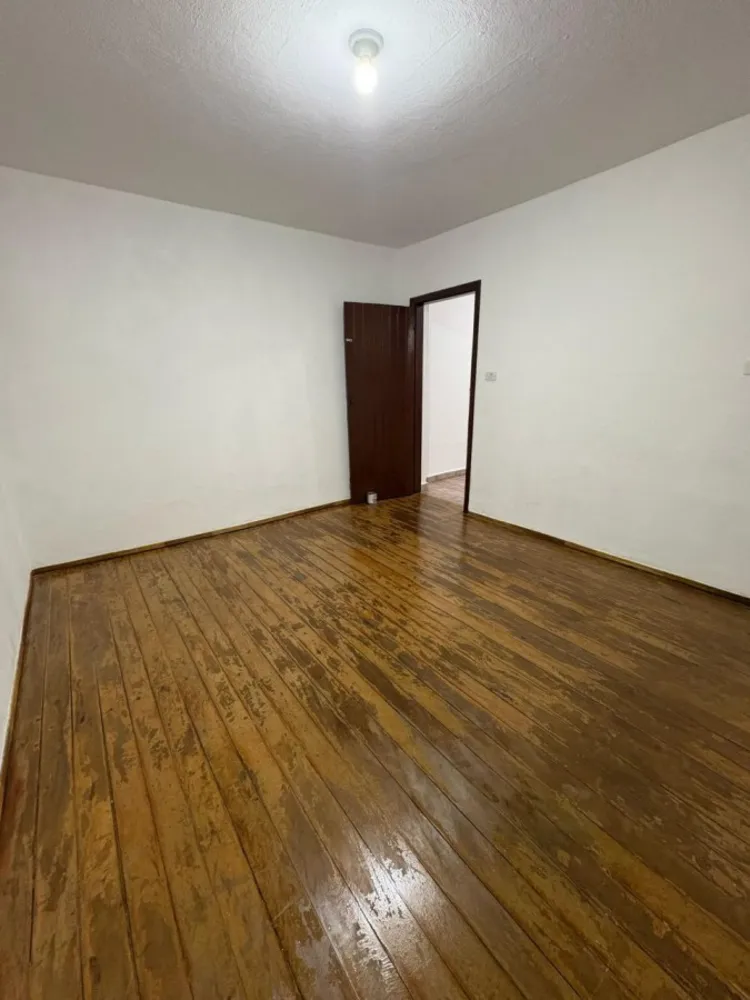 Casa, 4 quartos, 222 m² - Foto 2