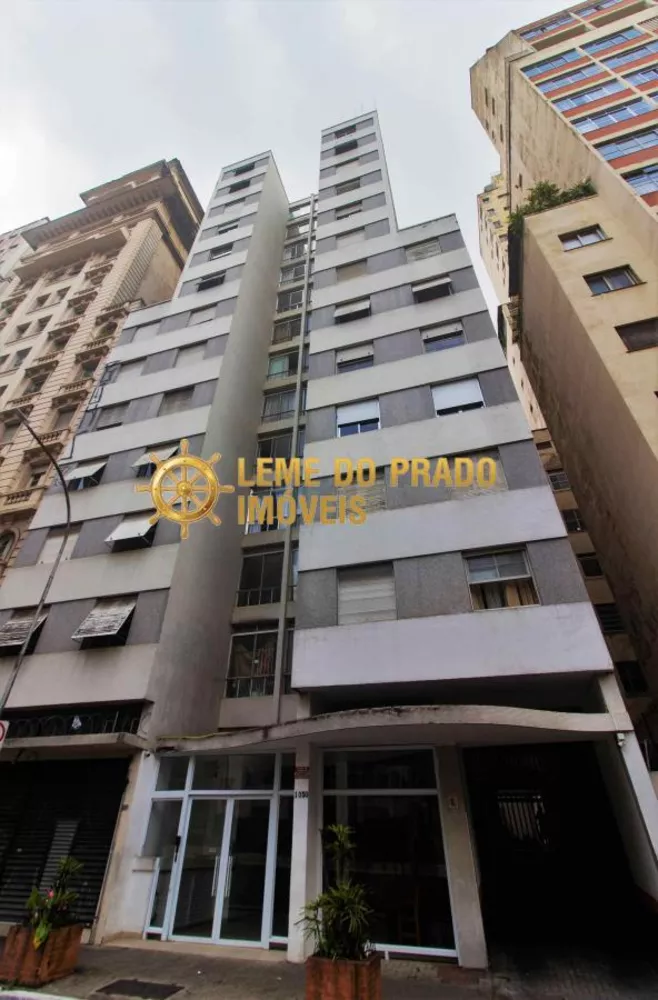 Apartamento à venda com 2 quartos, 80m² - Foto 2