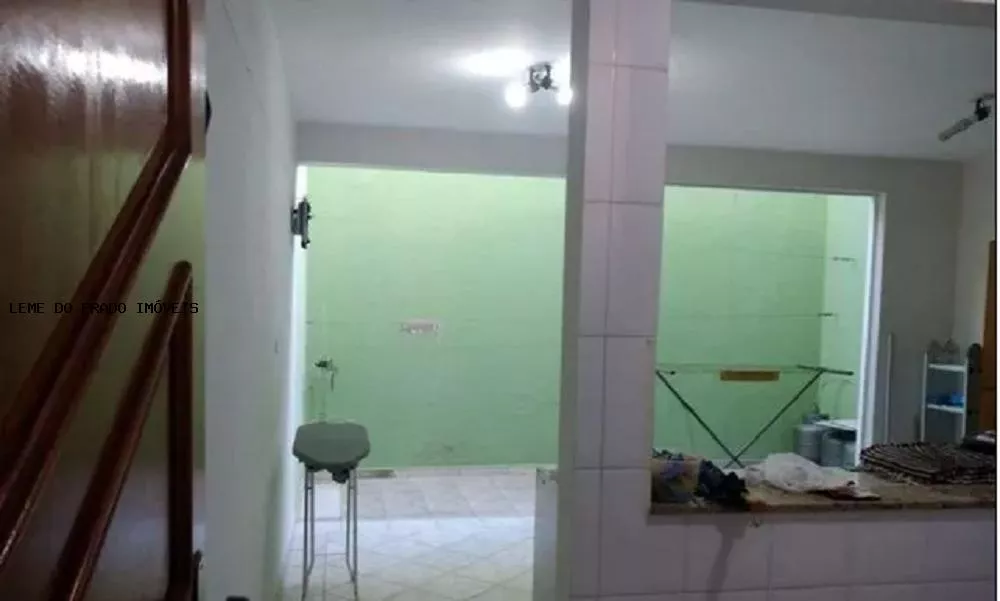 Sobrado à venda com 3 quartos, 201m² - Foto 4