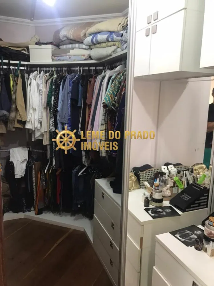 Apartamento, 4 quartos, 210 m² - Foto 1