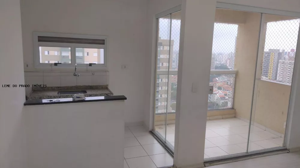 Apartamento à venda com 3 quartos, 60m² - Foto 2