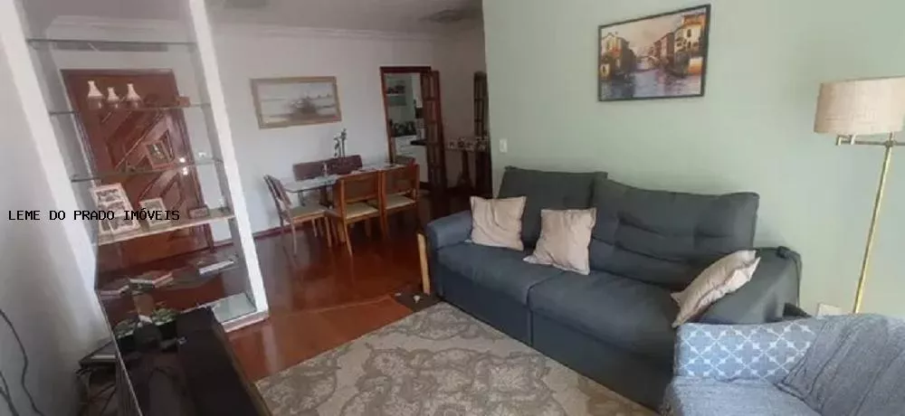 Apartamento à venda com 3 quartos, 101m² - Foto 1