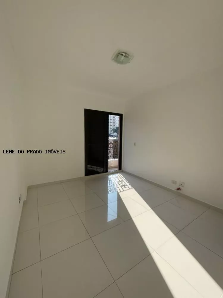 Apartamento à venda com 3 quartos, 131m² - Foto 5