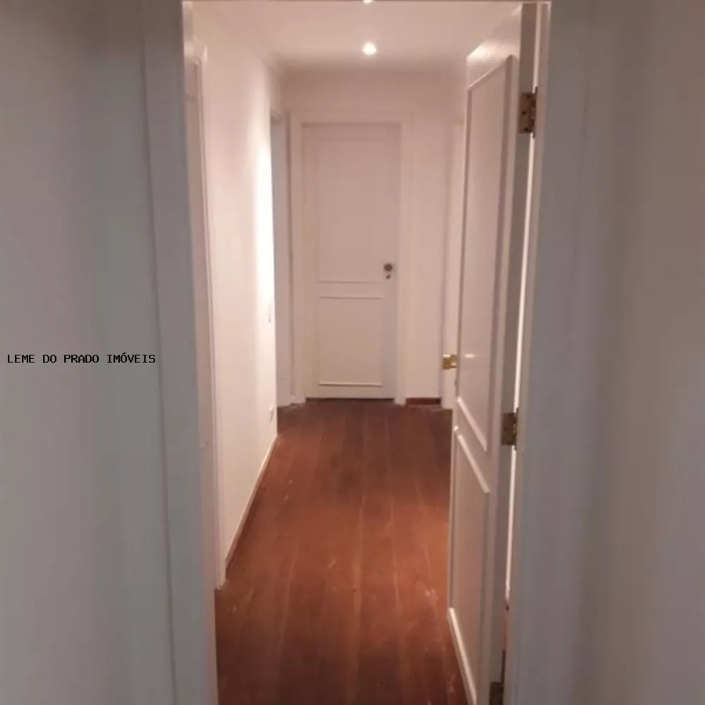 Apartamento à venda com 3 quartos, 200m² - Foto 8