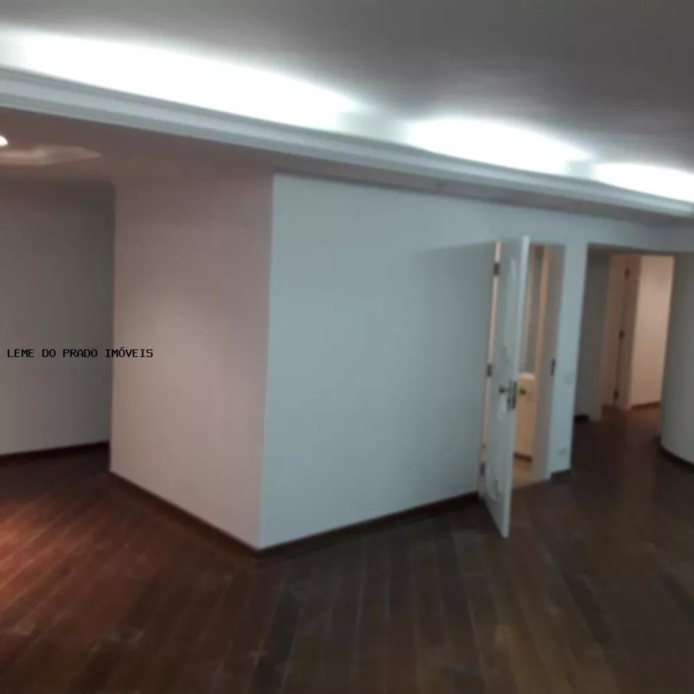 Apartamento à venda com 3 quartos, 200m² - Foto 6