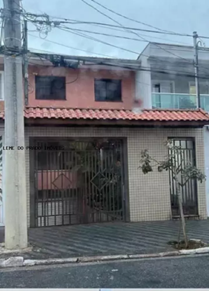 Sobrado à venda com 3 quartos, 172m² - Foto 1