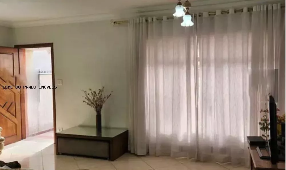 Sobrado à venda com 3 quartos, 172m² - Foto 4