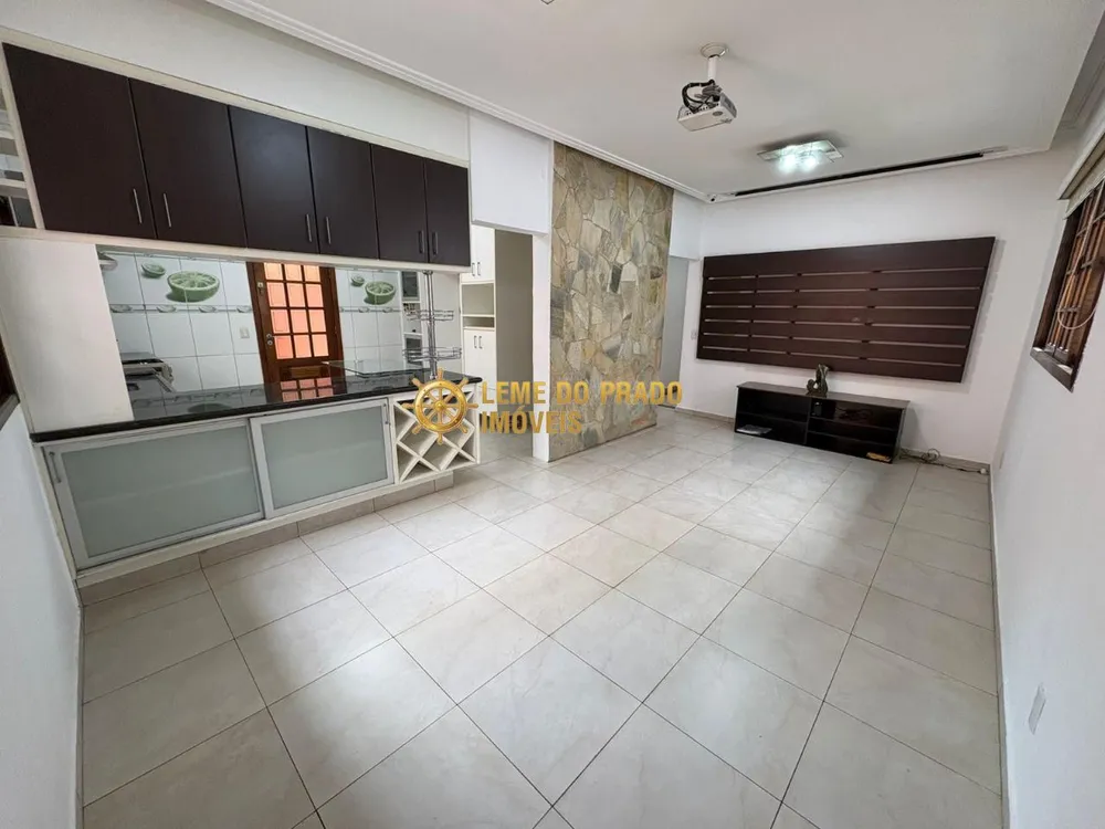 Casa, 3 quartos, 190 m² - Foto 2