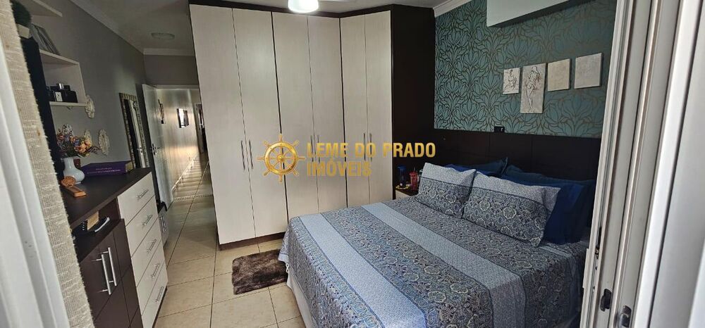 Sobrado à venda com 4 quartos, 310m² - Foto 4