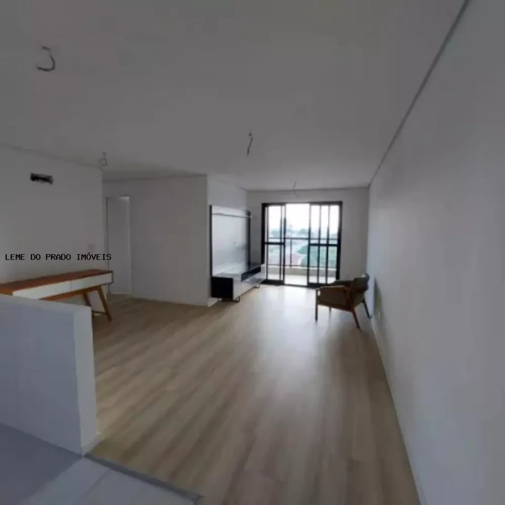 Apartamento à venda com 3 quartos, 90m² - Foto 1