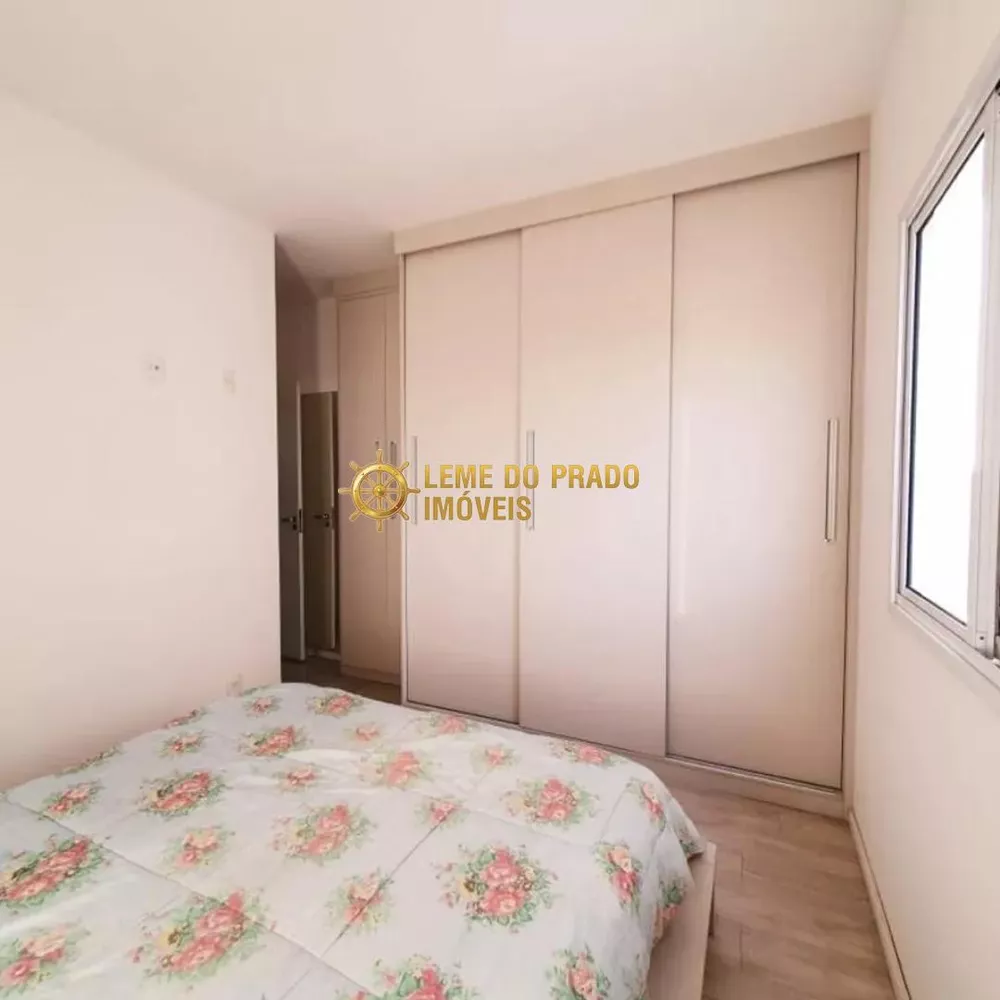 Apartamento à venda com 2 quartos, 64m² - Foto 7