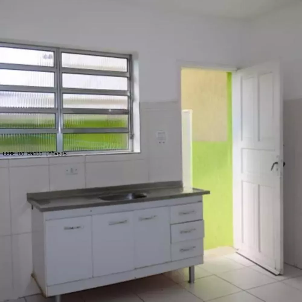 Sobrado à venda com 2 quartos, 100m² - Foto 4