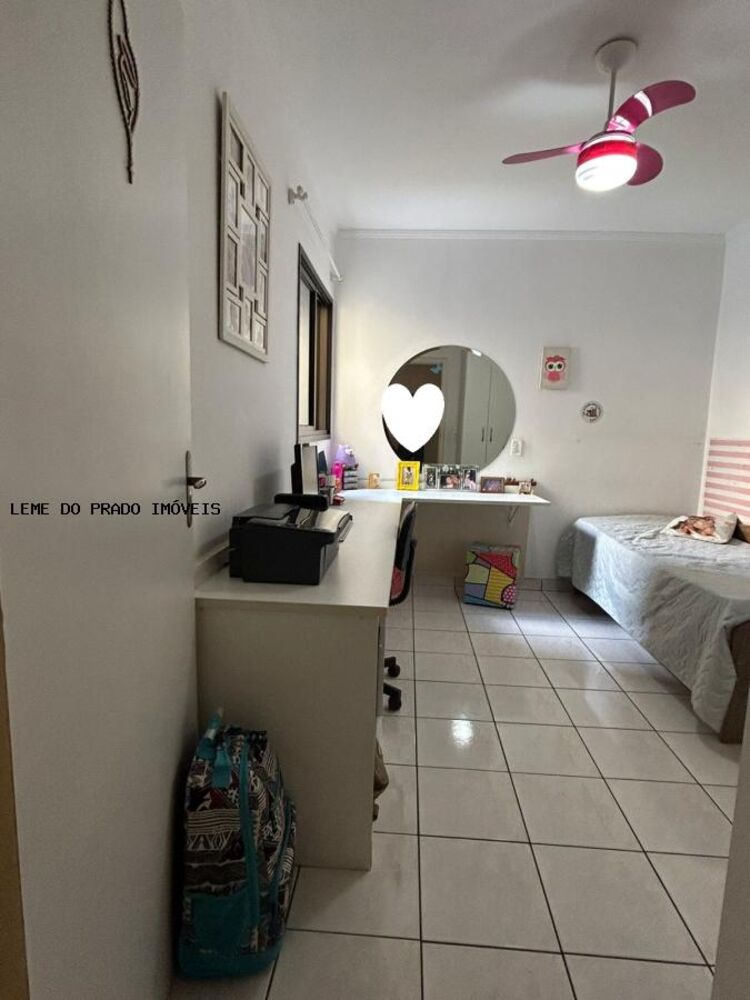 Apartamento à venda com 3 quartos, 107m² - Foto 1