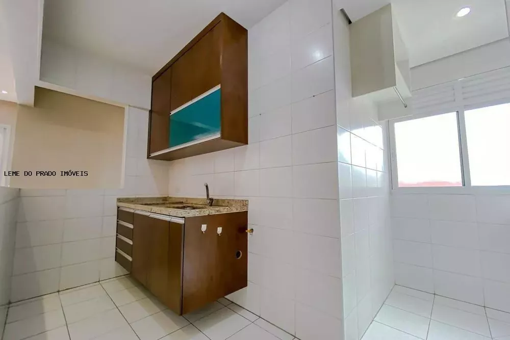 Apartamento à venda com 2 quartos, 60m² - Foto 4