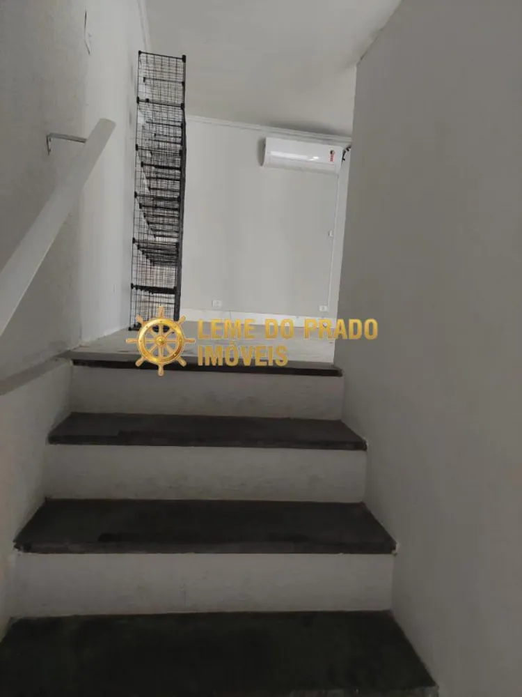 Casa, 4 quartos, 245 m² - Foto 2
