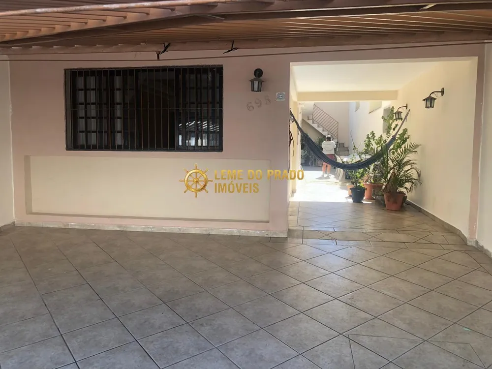 Casa, 3 quartos, 177 m² - Foto 2