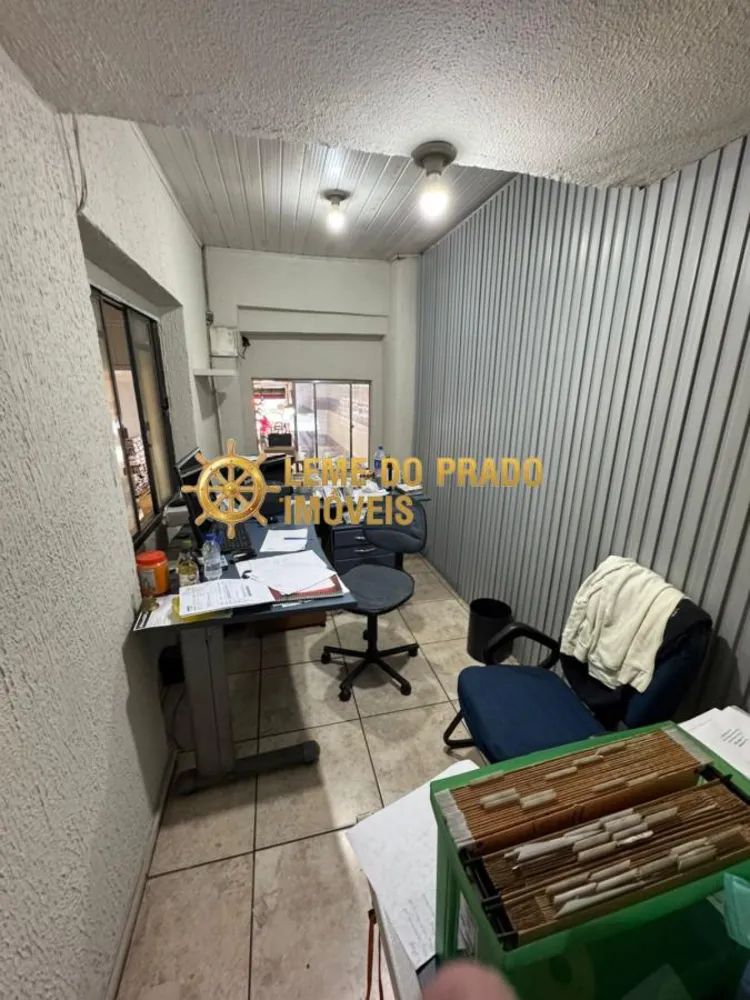 Depósito-Galpão, 490 m² - Foto 1