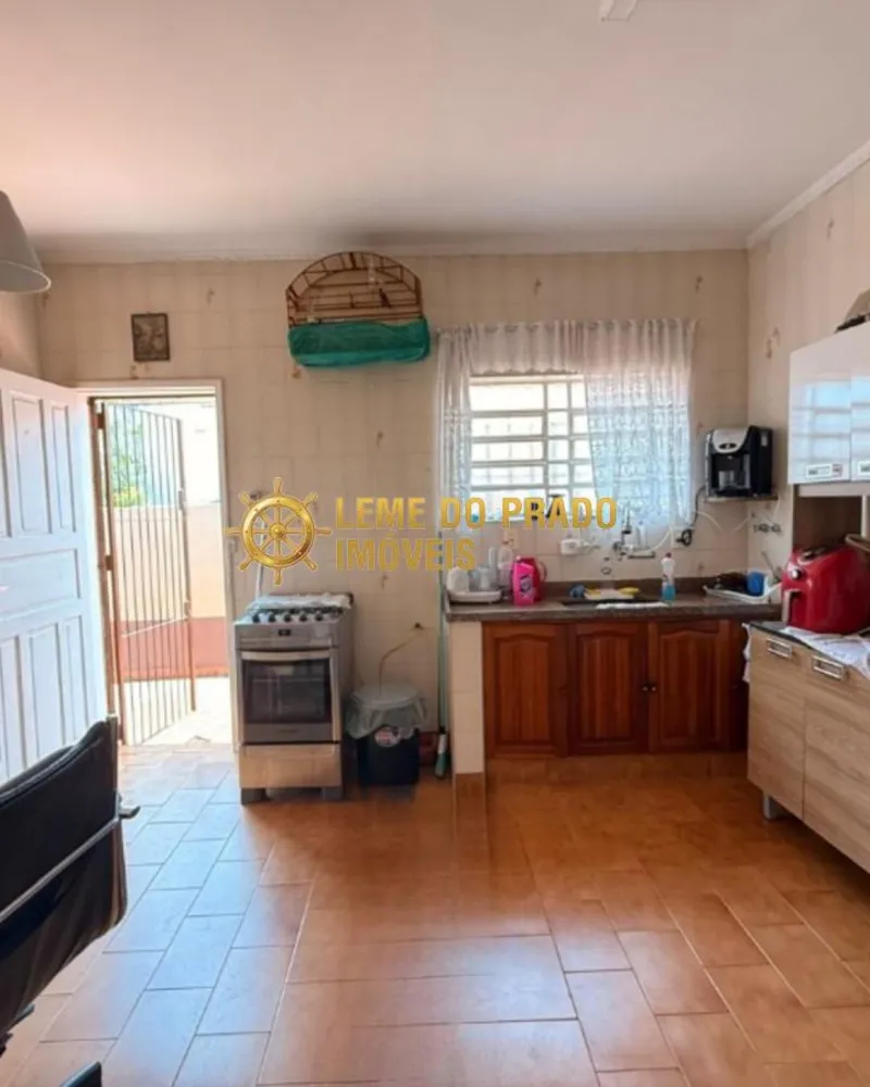 Casa, 3 quartos, 300 m² - Foto 2