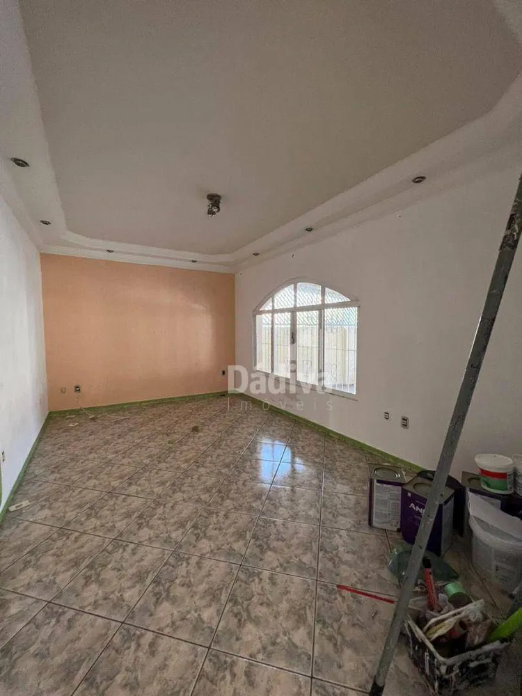 Casa, 3 quartos, 230 m² - Foto 4