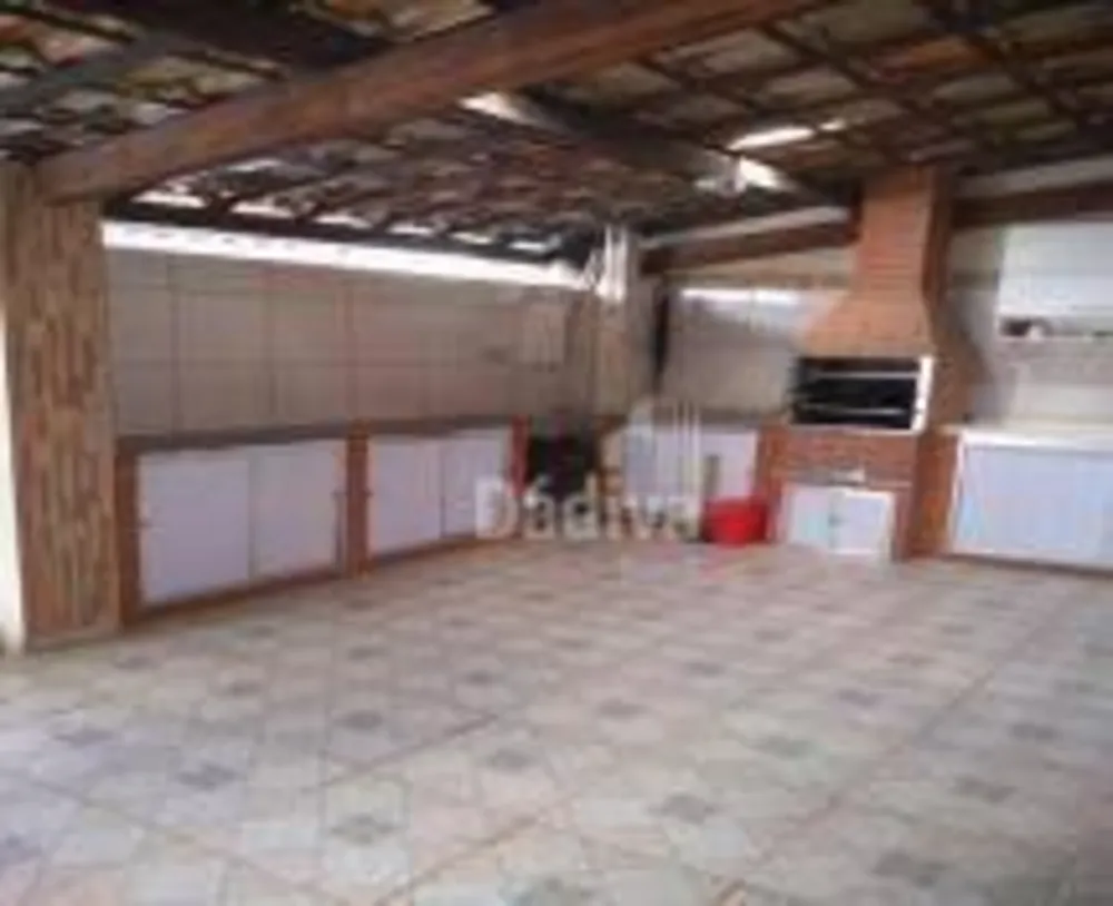 Casa, 3 quartos, 180 m² - Foto 1