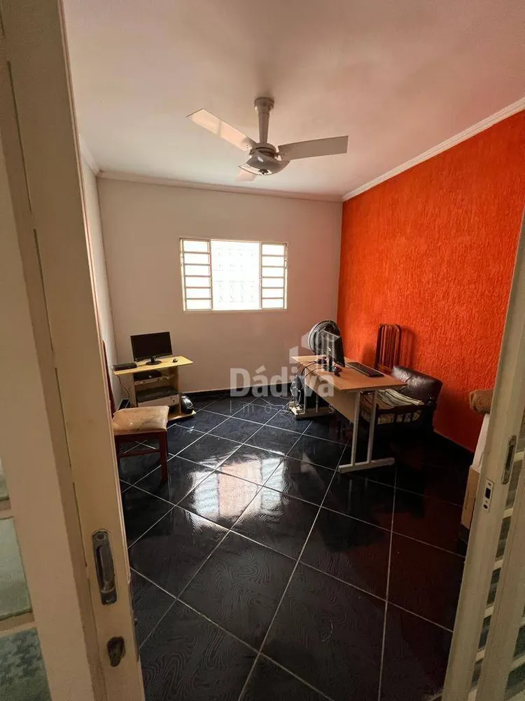 Casa, 5 quartos, 320 m² - Foto 4