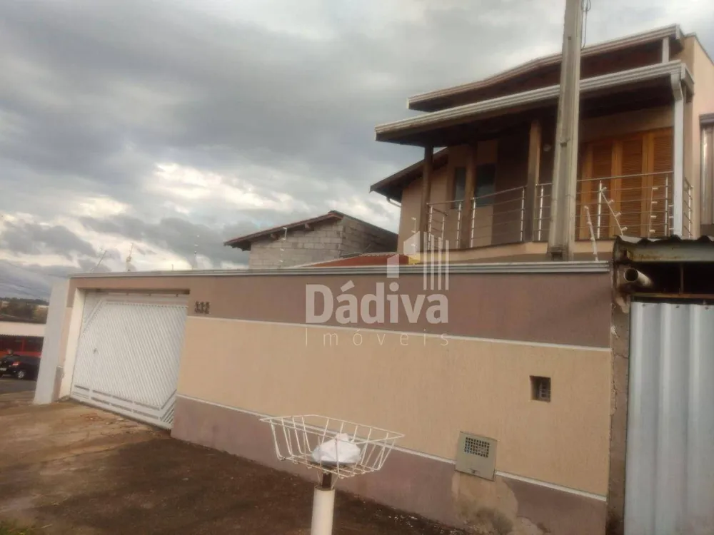 Casa, 3 quartos, 230 m² - Foto 2