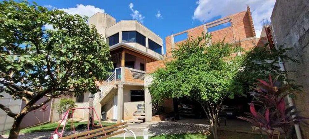 Sobrado, 3 quartos, 400 m² - Foto 2