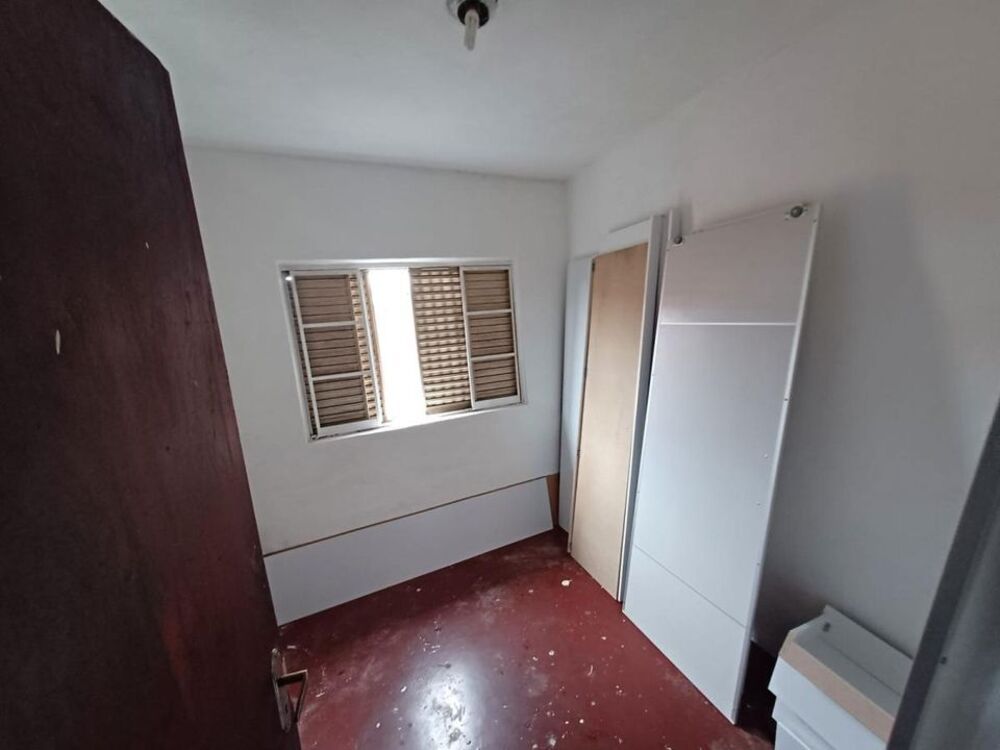 Casa à venda com 3 quartos, 180m² - Foto 4