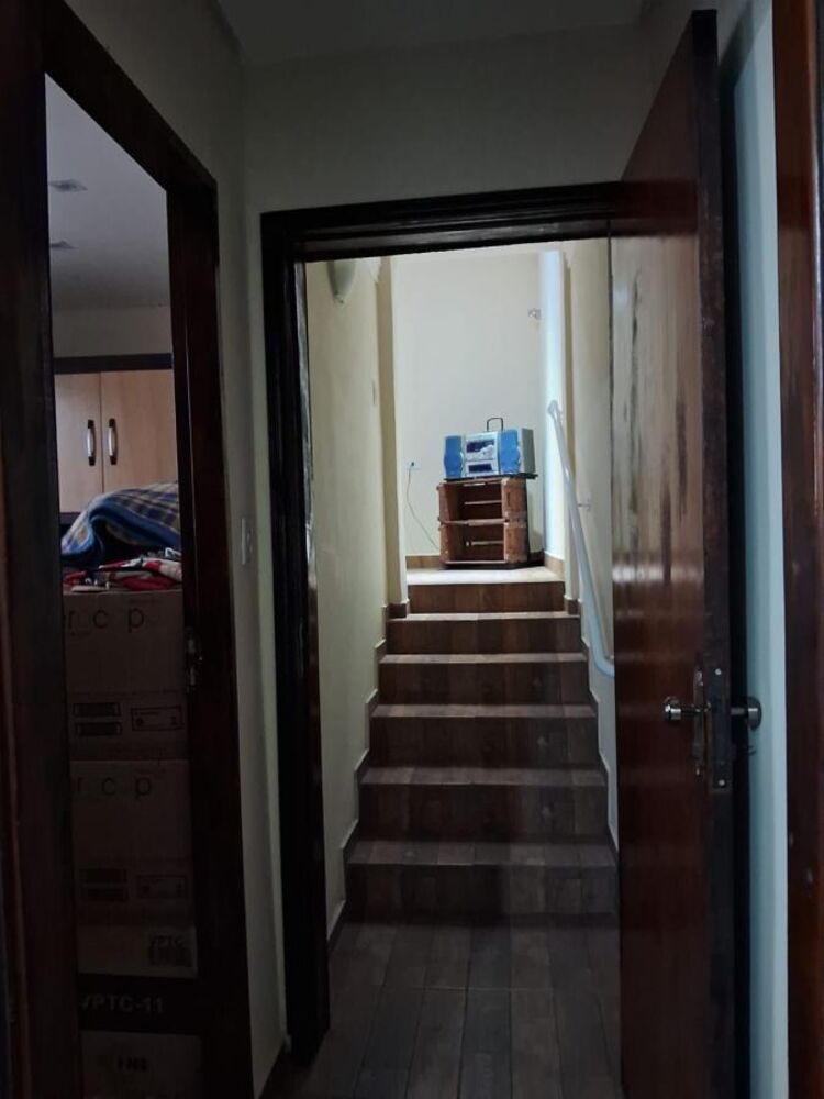 Casa, 3 quartos, 182 m² - Foto 2