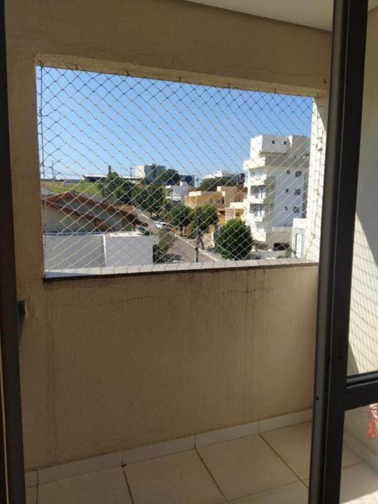 Apartamento à venda com 3 quartos, 67m² - Foto 3