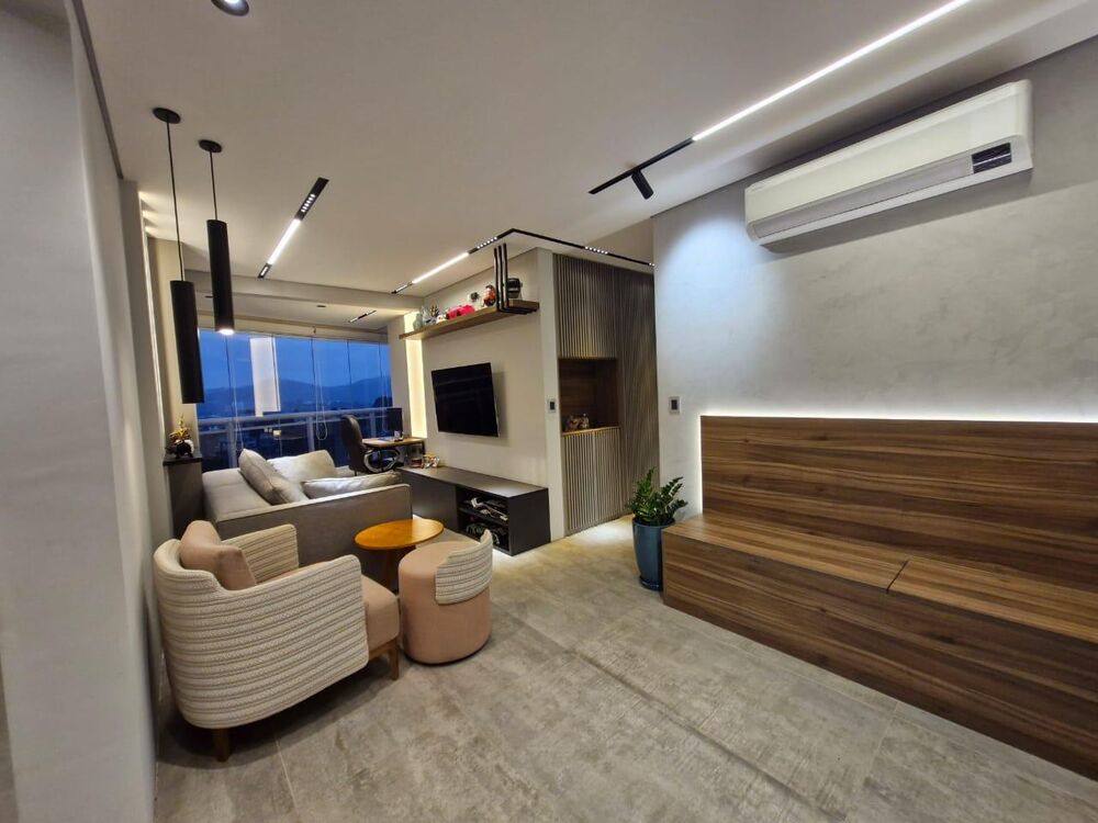 Apartamento à venda com 2 quartos, 69m² - Foto 1