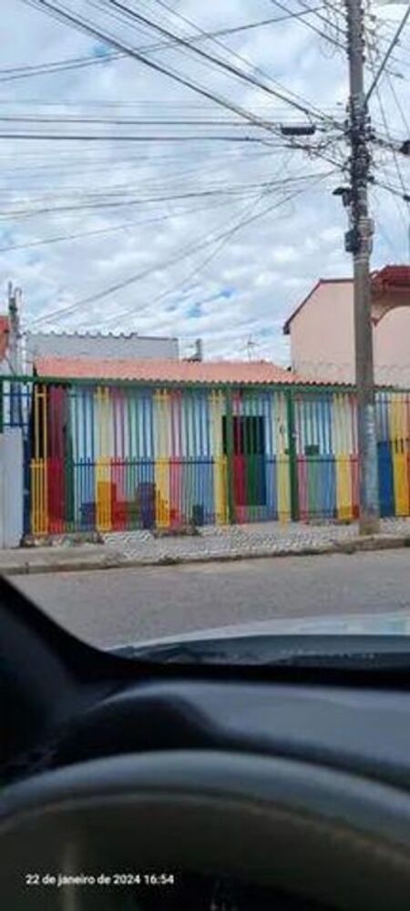 Casa, 5 quartos, 230 m² - Foto 1