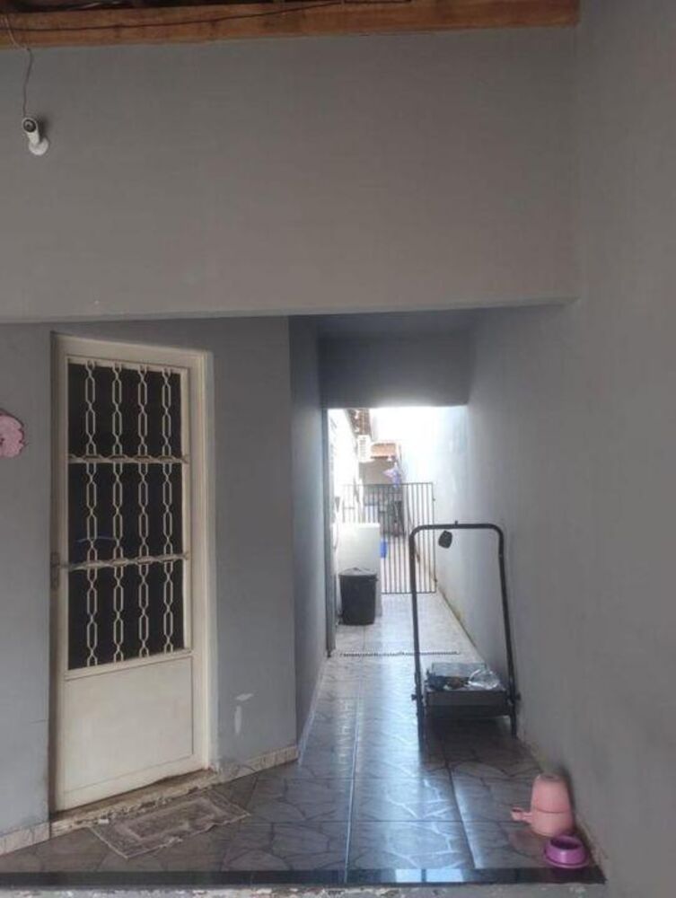 Casa à venda com 2 quartos, 120m² - Foto 3