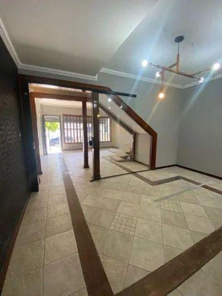 Casa, 3 quartos, 156 m² - Foto 1