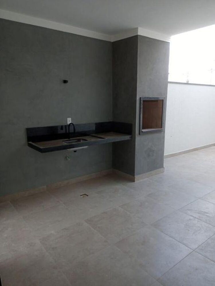 Casa de Condomínio à venda com 3 quartos, 142m² - Foto 2