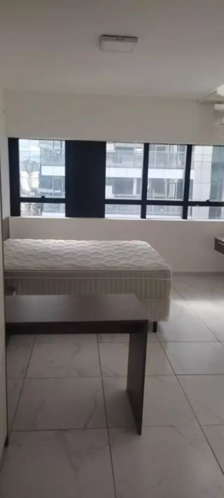 Apartamento à venda com 1 quarto, 51m² - Foto 2