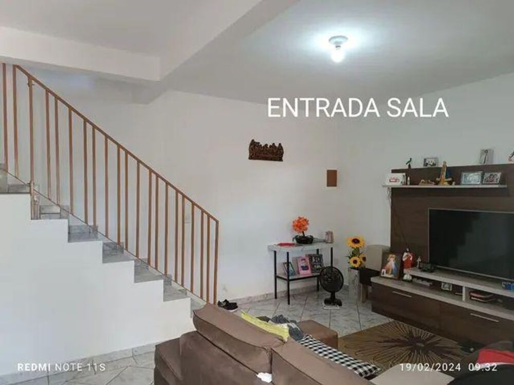 Casa, 2 quartos, 196 m² - Foto 1